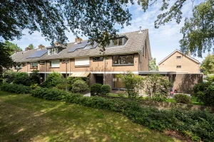 Bakhoff Bouw biedt professionele aanbouw, uitbouw en opbouw. Vergroot uw woonruimte met vakmanschap en maatwerk.